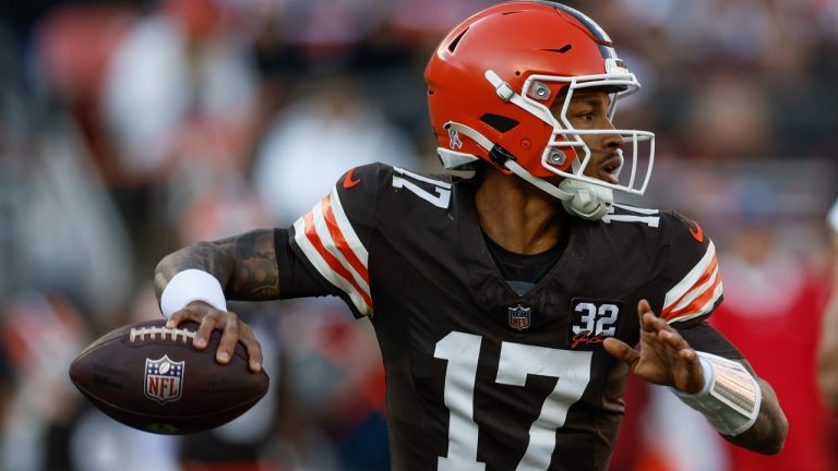 Cleveland Browns quarterback Dorian Thompson-Robinson (17) works in the pocket against the Pittsburgh Steelers during the second half of an NFL football game, Sunday, Nov. 19, 2023, in Cleveland. (Ron Schwane/AP)