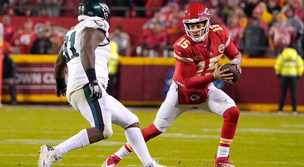 Eagles win Super Bowl rematch over Chiefs, improve to 9-1