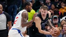 Doncic scores 44 in Mavericks&#8217; in-season tournament win over Clippers