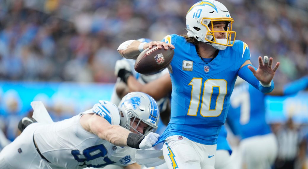 Goff, Lions outlast Herbert, Chargers on Patterson's lastsecond field goal