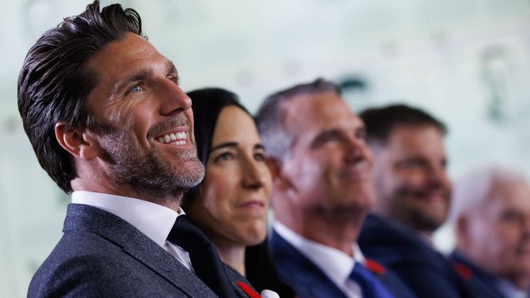 Henrik Lundqvist, a 2023 inductee to the Hockey Hall of Fame smiles during a ceremony to induct the 2023 class, in Toronto on Friday, Nov. 10, 2023. (Cole Burston/CP)