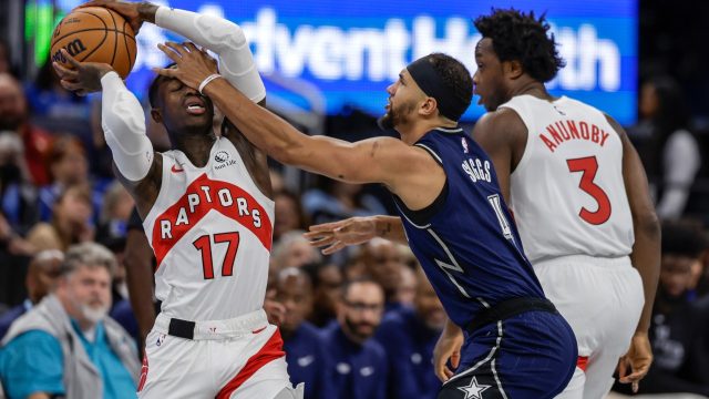 Knicks' OG Anunoby ruled out with elbow injury against Hornets