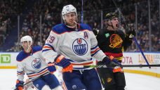 Woodcroft ejected, Draisaitl gets misconduct as Oilers lose cool in third