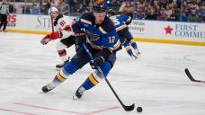 Kevin Hayes scores twice to help Blues down Devils