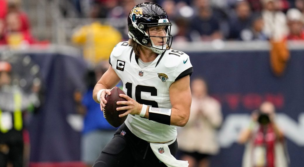 AP Source: Jaguars sign QB Trevor Lawrence to five-year, 5M extension