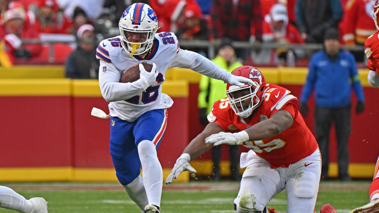 Chiefs livid at refs for 'embarrassing' penalty as Bills hang on for win