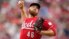 Reds sign reliever Buck Farmer to one-year, $2.25M contract