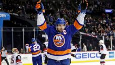 Maple Leafs&#8217; Tavares returns to Long Island with chance to get 1,000th point