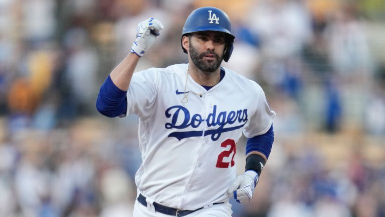 J.D. Martinez and the New York Mets finalized a $12 million, one-year contract on Saturday. (Ashley Landis/AP)