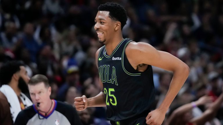 New Orleans Pelicans guard Trey Murphy III (25) reacts after making a 3-point basket in the second half of an NBA basketball game against the San Antonio Spursin New Orleans, Friday, Dec. 1, 2023. The Pelicans won 121-106. (Gerald Herbert/AP) 