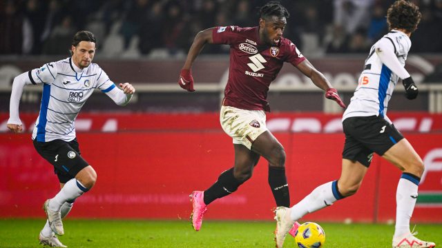 Zapata double helps Torino beat misfiring Atalanta in Serie A
