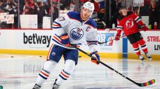 Oilers&#8217; McDavid, Draisaitl use Pride Tape in warmup ahead of game vs. Devils