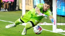 Timbers sign Canadian keeper Maxime Crepeau through 2025