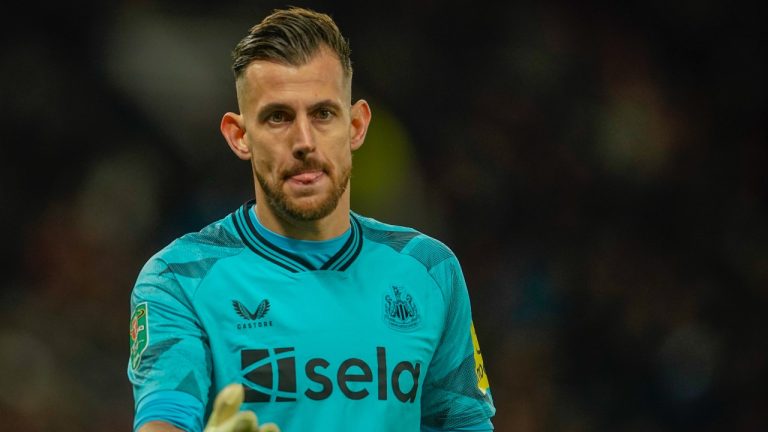 Newcastle's goalkeeper Martin Dubravka during the EFL Cup fourth round soccer match between Manchester United and Newcastle at Old Trafford stadium in Manchester, England, Wednesday, Nov. 1, 2023. (AP Photo/Dave Thompson)