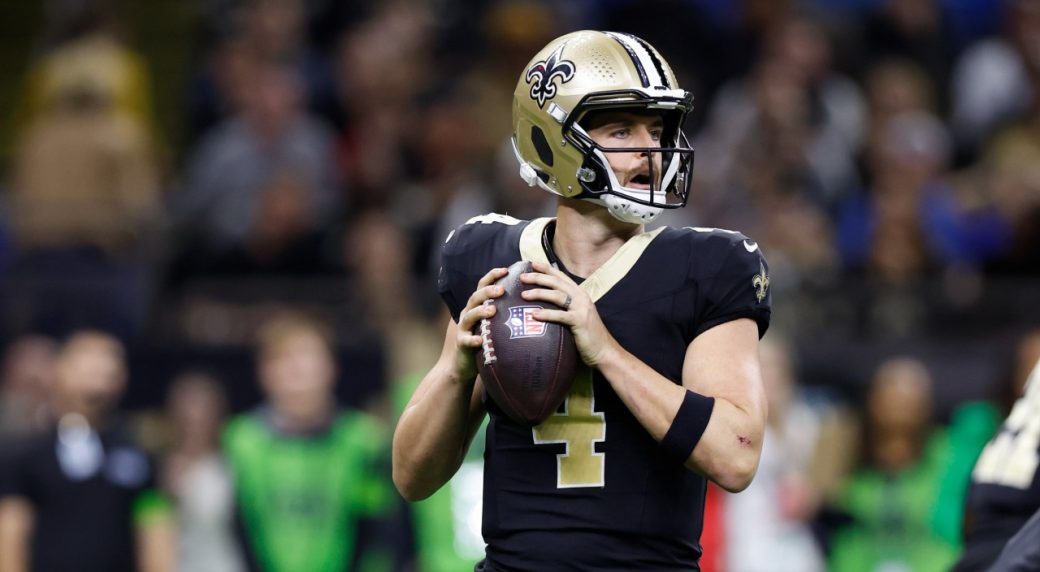 Saints QB Carr Clears Concussion Protocol, Could Play Vs. Panthers