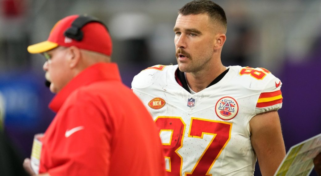 Chiefs' Reid and Kelce hash things out after sideline outburst vs. Raiders