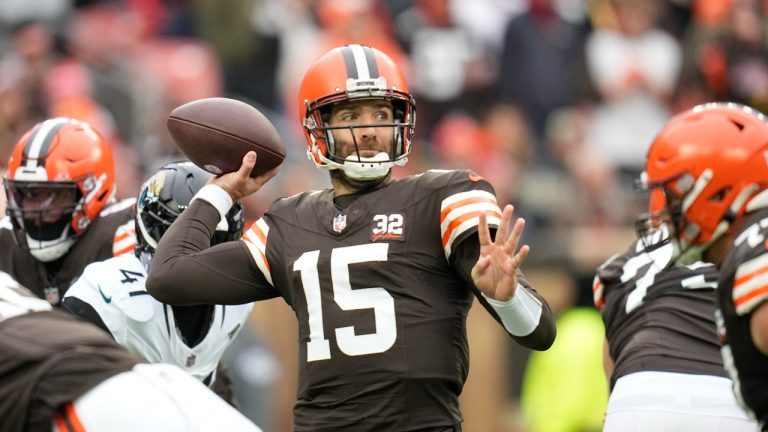 Cleveland Browns quarterback Joe Flacco (15) throws during the first half of an NFL football game against the Jacksonville Jaguars, Sunday, Dec. 10, 2023, in Cleveland. (Sue Ogrocki/AP Photo)