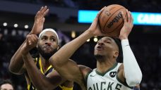 Bucks&#8217; Giannis Antetokounmpo sets team record with 64 points in win over Pacers