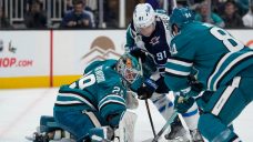 Eklund scores tiebreaking goal in third to send Sharks past Jets