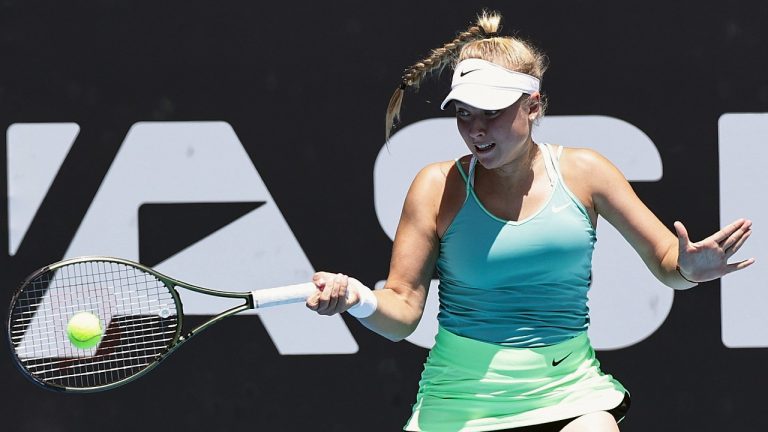 Brenda Fruhvirtova of Czech Republic plays a forehand return to Coco Gauff of United States at the ASB Tennis Classic in Auckland, New Zealand, Thursday, Jan. 4, 2024. (David Rowland/AP)