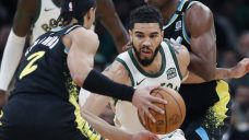 Tatum scores 30, comes up with late blocks as Celtics hold off Pacers