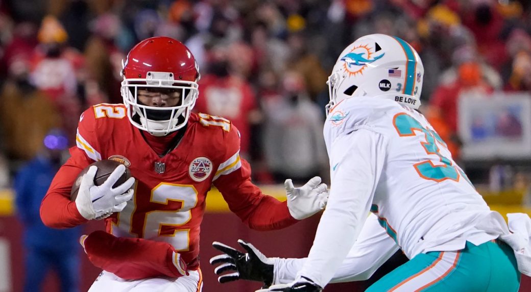 AFC Wild Card Live Tracker: Chiefs vs. Dolphins