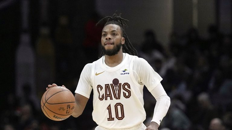 Cleveland Cavaliers guard Darius Garland in the second half of an NBA basketball game against the Miami Heat, Wednesday, Nov. 22, 2023, in Cleveland. (Sue Ogrocki/AP Photo)