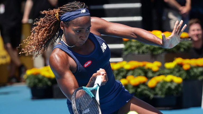 Coco Gauff of United States plays a forehand return to Brenda Fruhvirtova of Czech Republic at the ASB Tennis Classic in Auckland, New Zealand, Thursday, Jan. 4, 2024. (David Rowland/Photosport via AP)