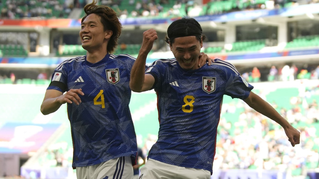 Minamino double helps Japan to comeback win against Vietnam in Asian Cup