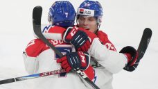 &#8216;Just a gut punch&#8217;: Hockey world reacts to Canada&#8217;s shocking loss to Czechia