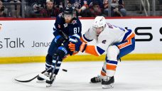 Jets get back in win column with victory over Islanders