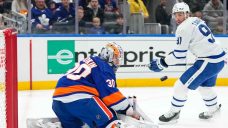 Barzal scores OT winner to push Islanders past Maple Leafs