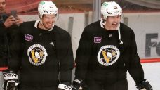 As Penguins celebrate Jagr, Crosby authors his own chapter as ageless wonder