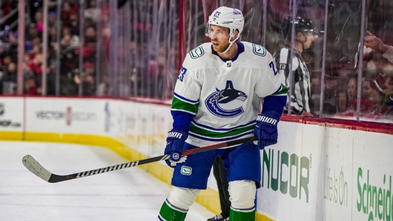 Elias Lindholm. (Josh Lavallee/NHLI via Getty Images)