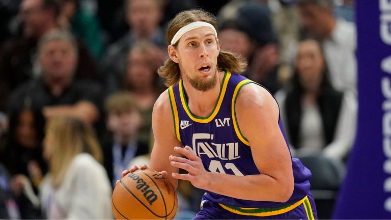 Utah Jazz guard Utah Jazz forward Kelly Olynyk brings the ball up court during the first half of an NBA basketball game against the New Orleans Pelicans Monday, Nov. 27, 2023, in Salt Lake City. (Rick Bowmer/AP Photo)