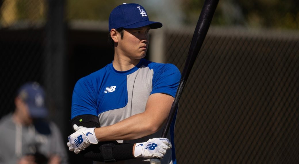 Dodgers' Shohei Ohtani Takes BP Outdoors For First Time Since Elbow Surgery