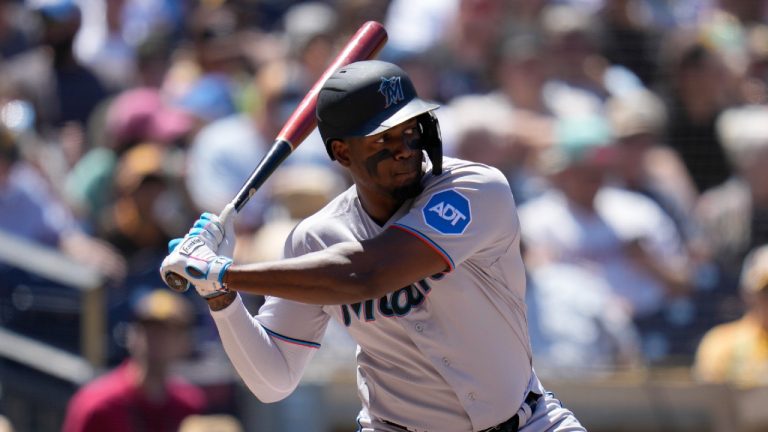 Jorge Soler and the San Francisco Giants finalized a $42 million, three-year contract on Sunday. (Gregory Bull/AP)