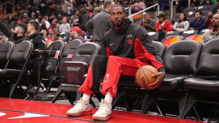 Justise Winslow watches practice prior to a Toronto Raptors pre-season game. (Chris Young/CP Photo)