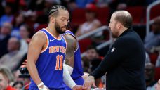 AP Source: Knicks filing protest with NBA after wrong call led to loss vs. Rockets