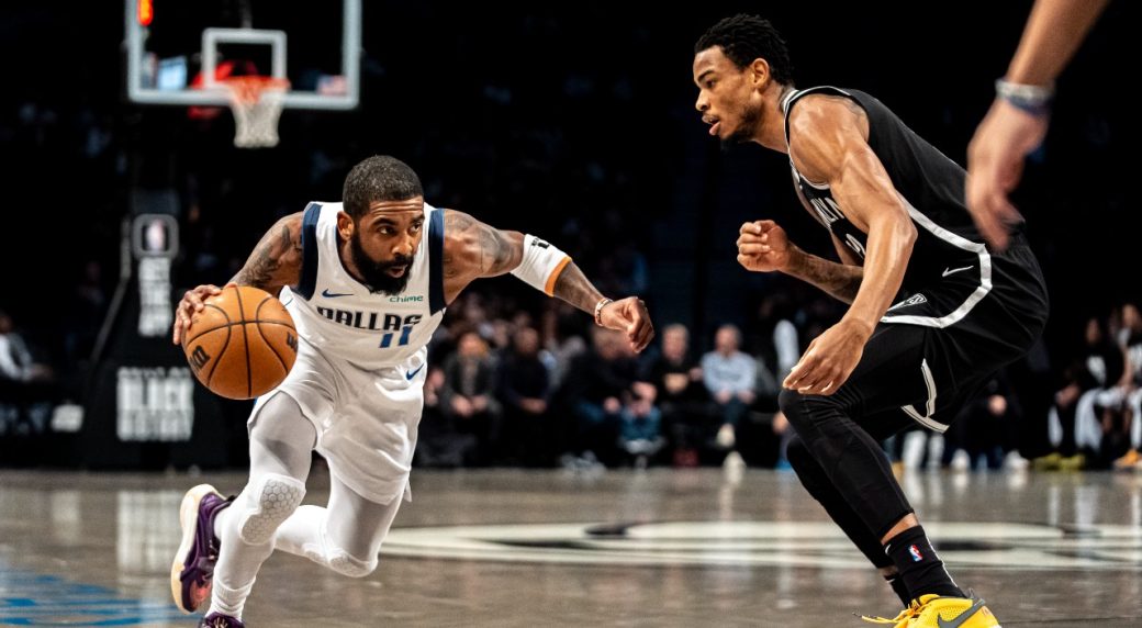 Kyrie Irving scores 36 points in return to Brooklyn as Mavericks