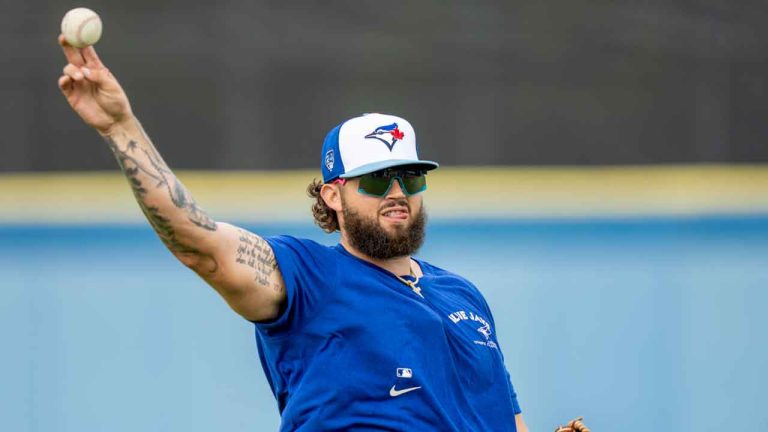 It was a mixed bag for Toronto Blue Jays right-hander Alek Manoah in his first start of spring training. (Frank Gunn/THE CANADIAN PRESS)