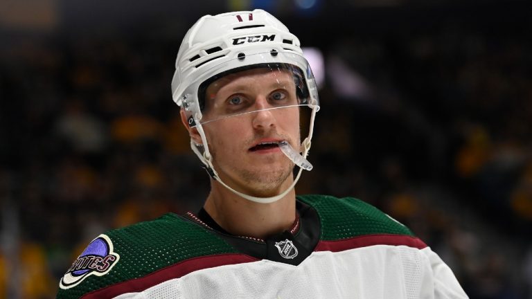 Arizona Coyotes centre Nick Bjugstad (17) plays against the Nashville Predators during the second period of an NHL hockey game Saturday, Feb. 10, 2024, in Nashville, Tenn. (Mark Zaleski/AP)