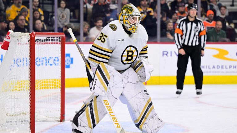 Boston Bruins goaltender Linus Ullmark in action during an NHL hockey game against the Philadelphia Flyers, Saturday, Jan. 27, 2024, in Philadelphia. (Derik Hamilton/AP)