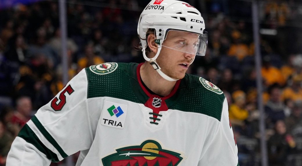 Wild's Brodin suffers lower-body injury vs. Ducks after hit from Killorn