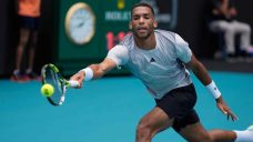 Canadian Felix Auger-Aliassime through to second round of men&#8217;s singles at Miami Open