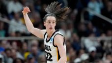 Caitlin Clark leads Iowa to win over Colorado and rematch with defending NCAA champion LSU