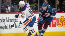 MacKinnon holding slim lead over Kucherov, McDavid in scoring race