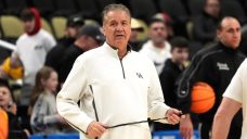 Kentucky&#8217;s Calipari will return as coach despite early exit from March Madness