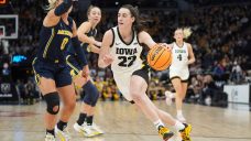 Caitlin Clark, Iowa trounce Michigan to advance to Big Ten Finals