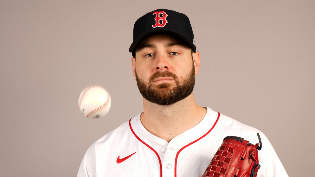 Report: Red Sox RHP Lucas Giolito could miss 2024 season with elbow injury